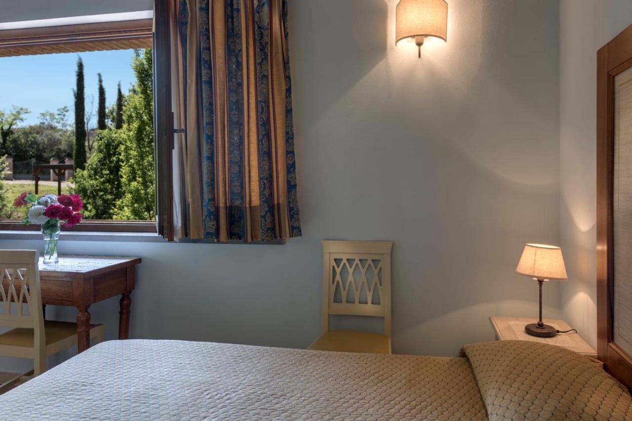 Antica Fonte Resort Casole dʼElsa Екстериор снимка