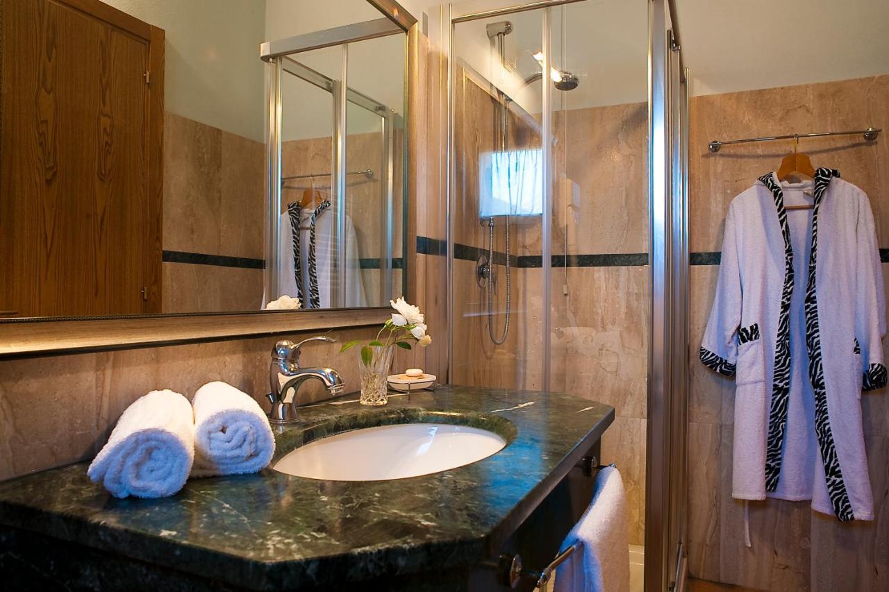 Antica Fonte Resort Casole dʼElsa Екстериор снимка