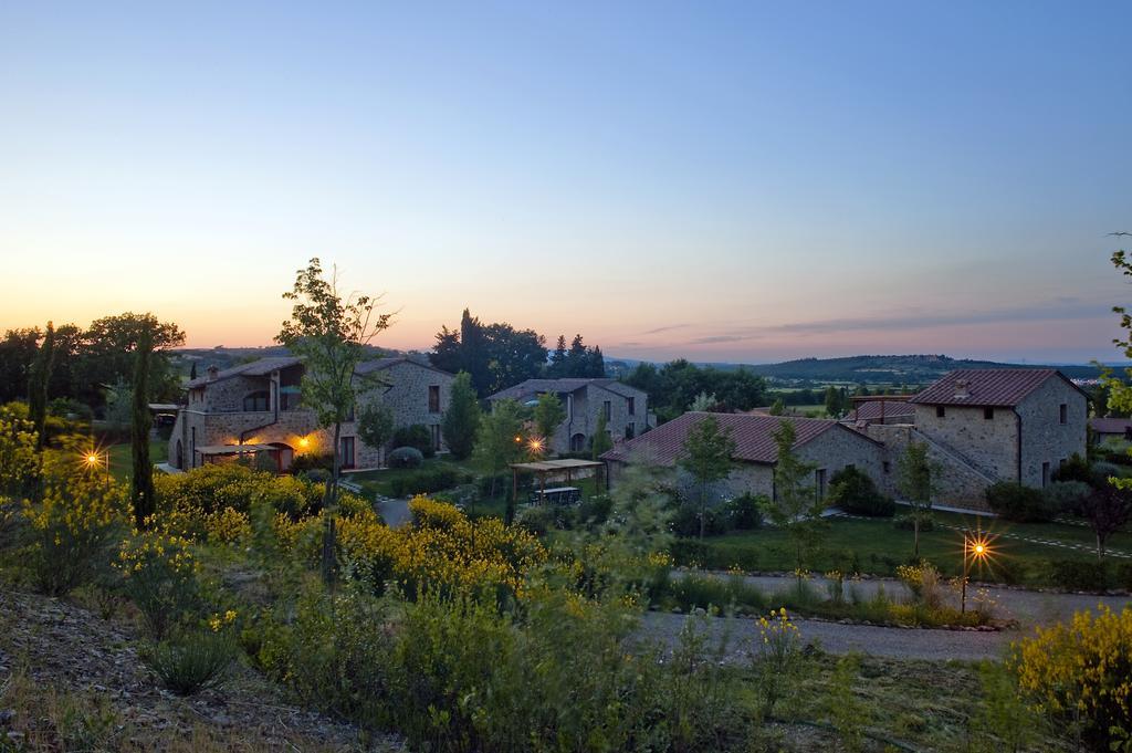 Antica Fonte Resort Casole dʼElsa Екстериор снимка