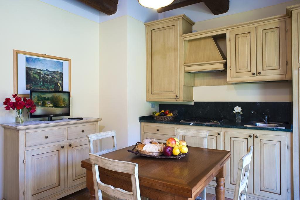Antica Fonte Resort Casole dʼElsa Екстериор снимка